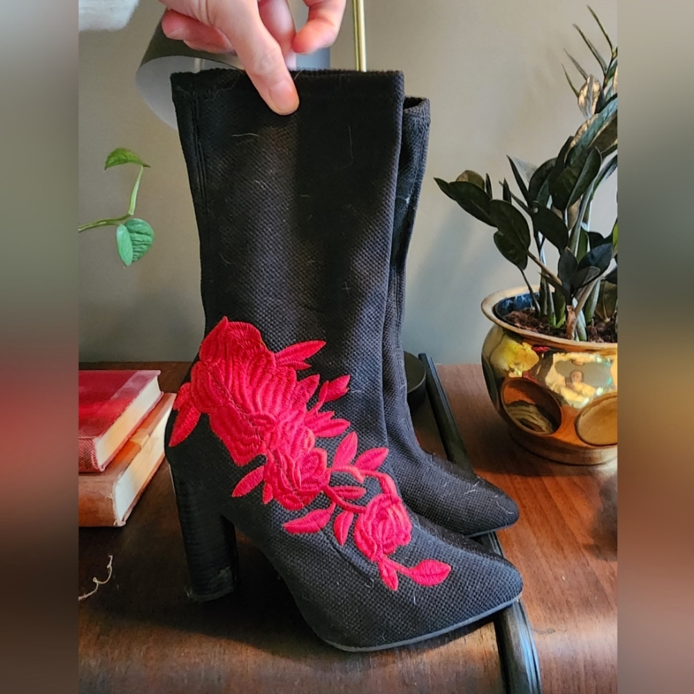 Qupid sock heeled boots